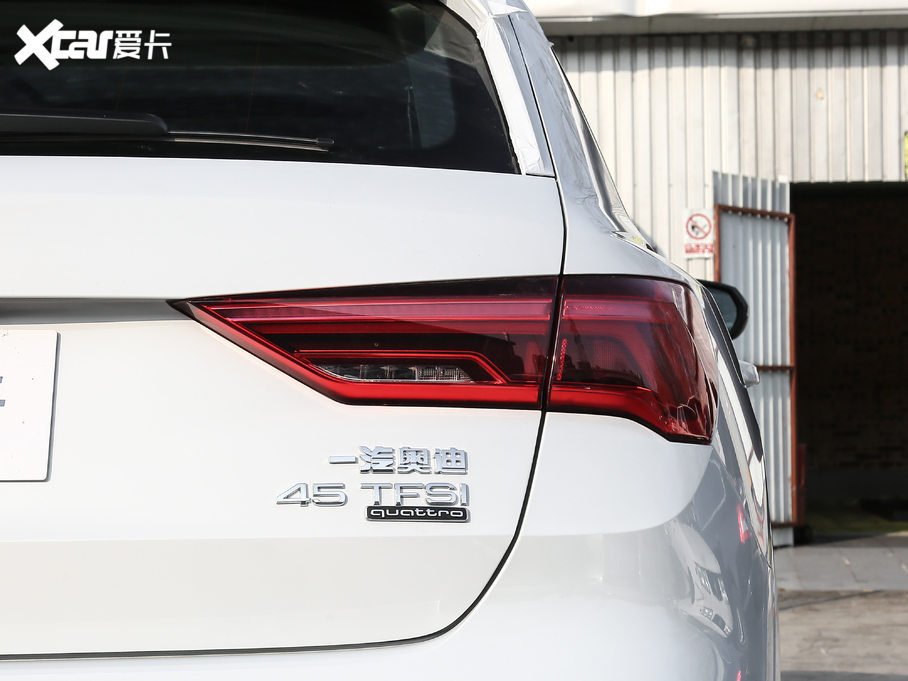 2021?yun)WQ3 45 TFSI quattro r(sh)Є(dng)