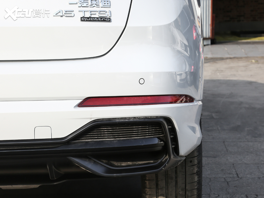 2021WQ3 45 TFSI quattro rЄӸ