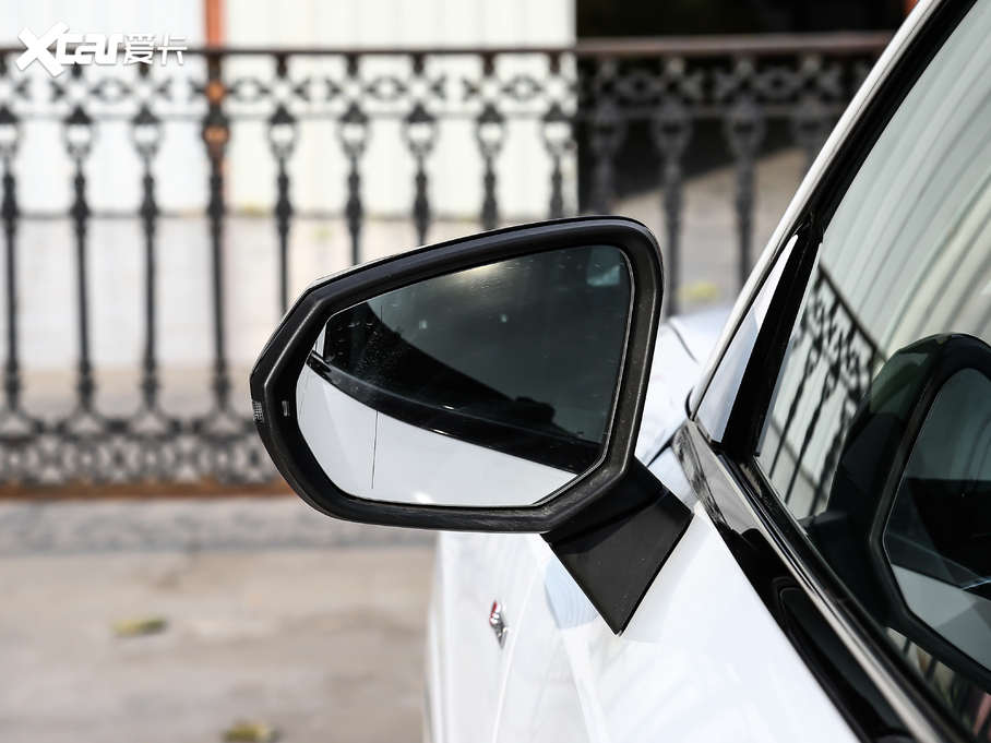 2021WQ3 45 TFSI quattro rЄӸ