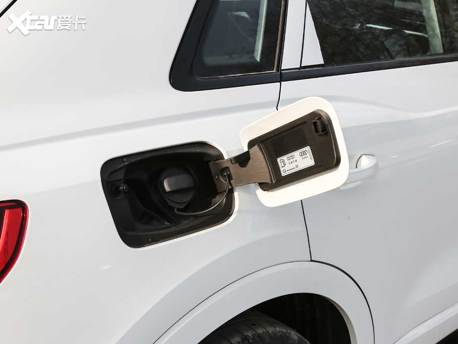 2021WQ3 45 TFSI quattro rЄӸ