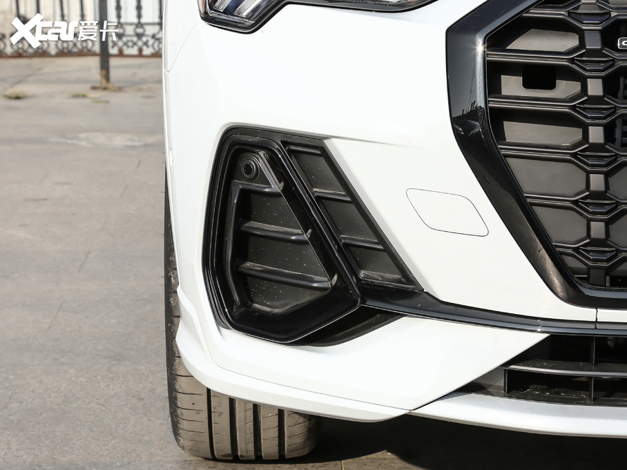 2021WQ3 45 TFSI quattro rЄӸ