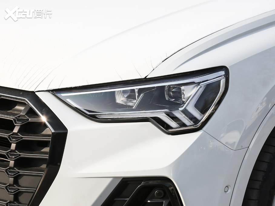 2021WQ3 45 TFSI quattro rЄӸ