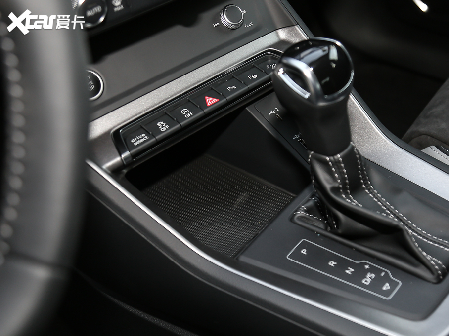 2021WQ3 45 TFSI quattro rЄӸ