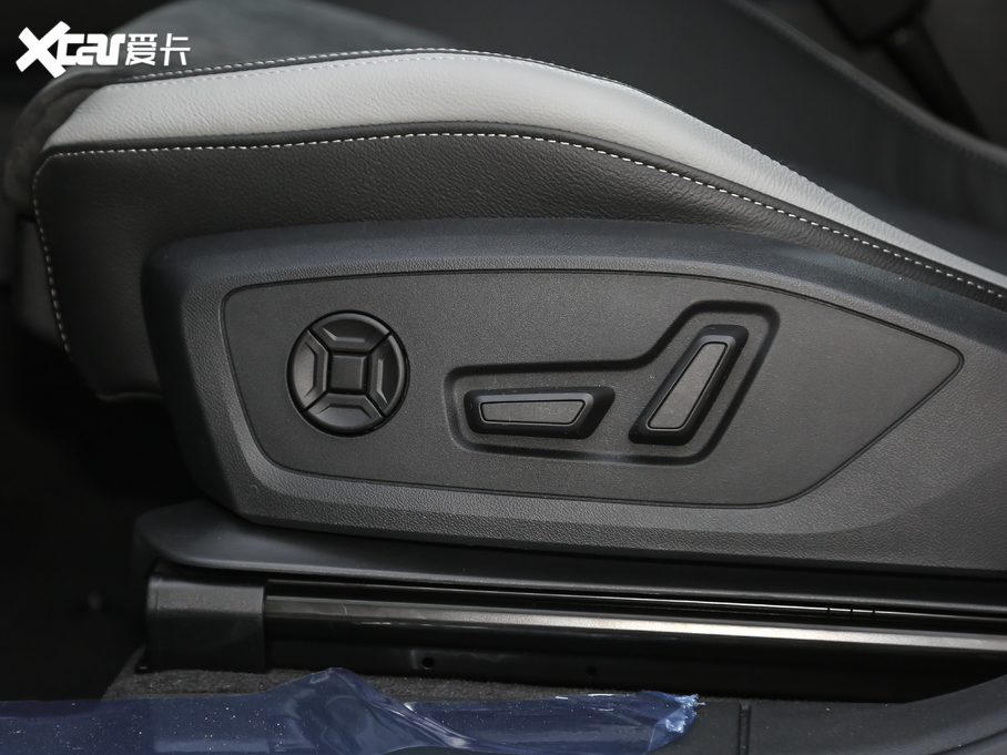 2021?yun)WQ3 45 TFSI quattro r(sh)Є(dng)