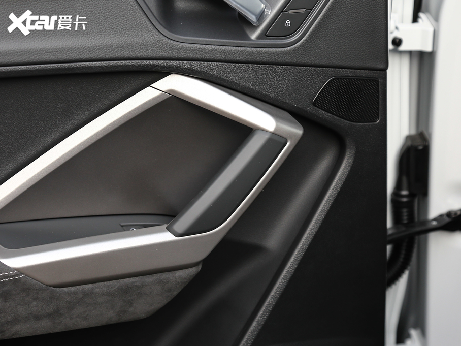 2021?yun)WQ3 45 TFSI quattro r(sh)Є(dng)