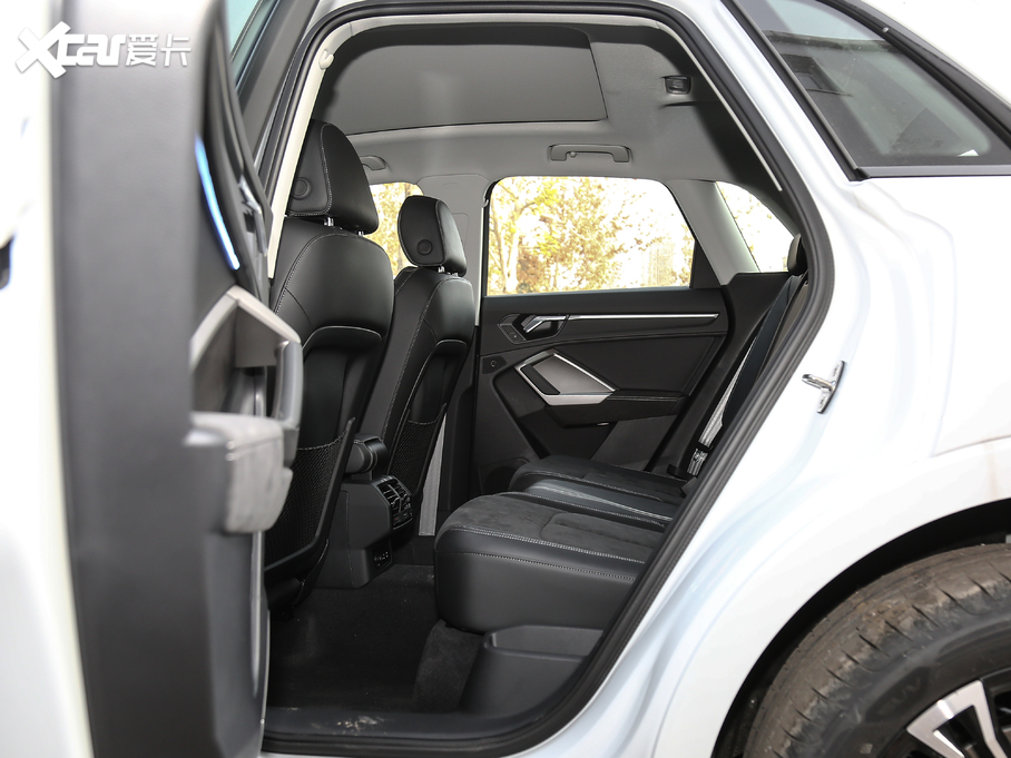 2021WQ3 45 TFSI quattro rЄӸ