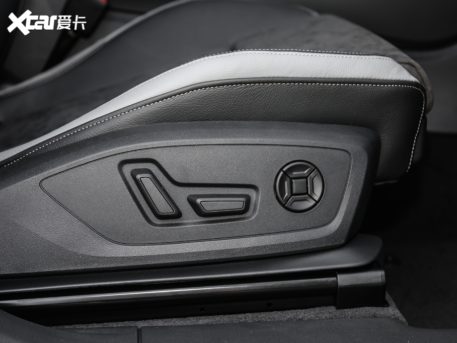 2021?yun)WQ3 45 TFSI quattro r(sh)Є(dng)