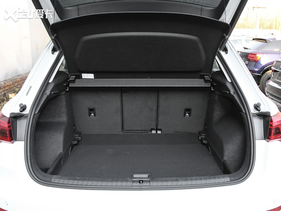 2021WQ3 45 TFSI quattro rЄӸ