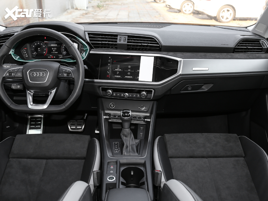 2021WQ3 45 TFSI quattro rЄӸ