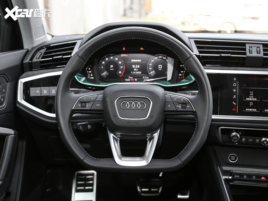 2021WQ3 45 TFSI quattro rЄӸ