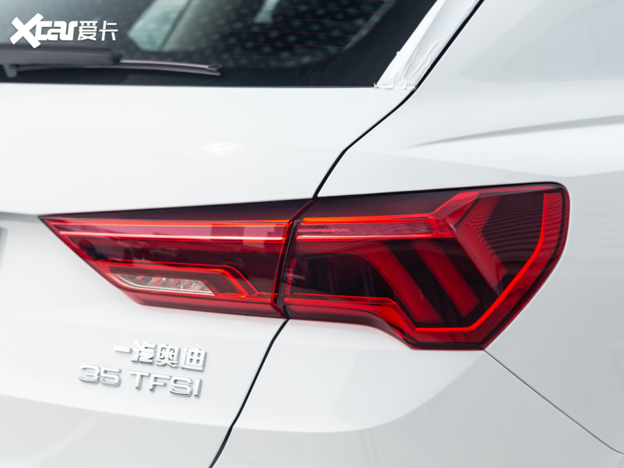 2021WQ3 35 TFSI r