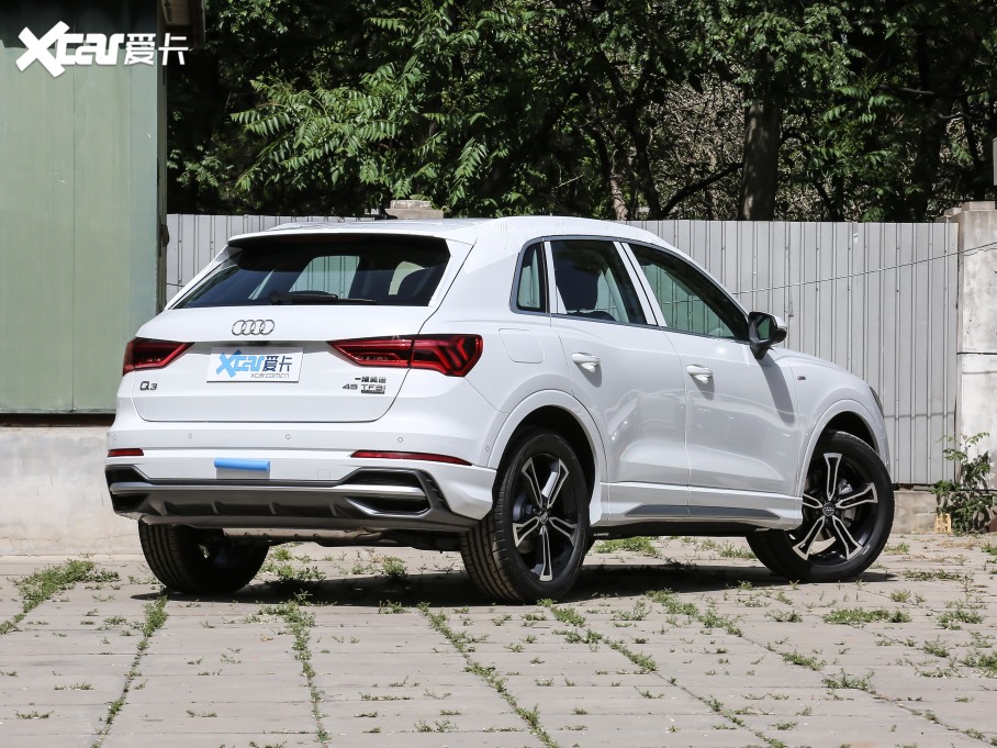 2021WQ3 45 TFSI quattro AӸ