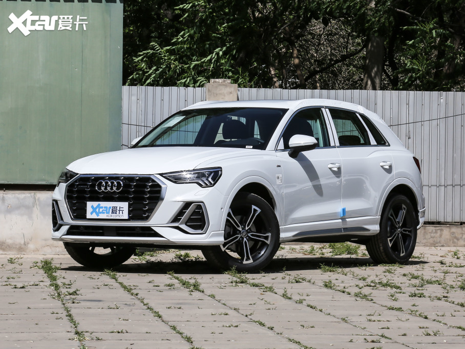 2021WQ3 45 TFSI quattro AӸ