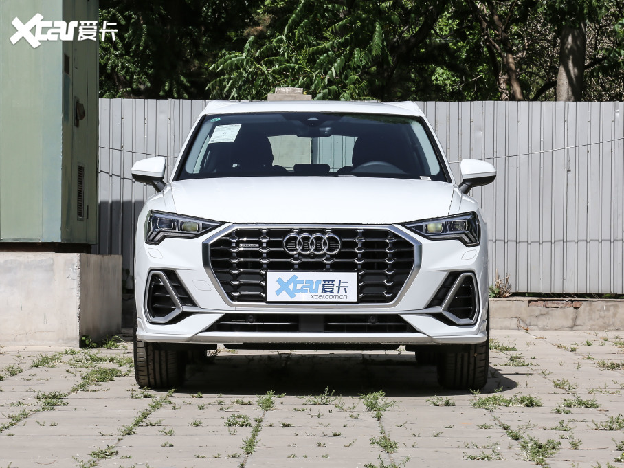 2021WQ3 45 TFSI quattro AӸ