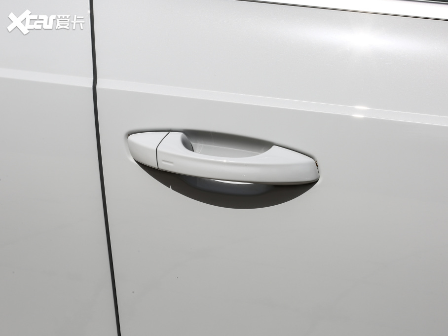 2021?yun)WQ3 45 TFSI quattro A(dng)