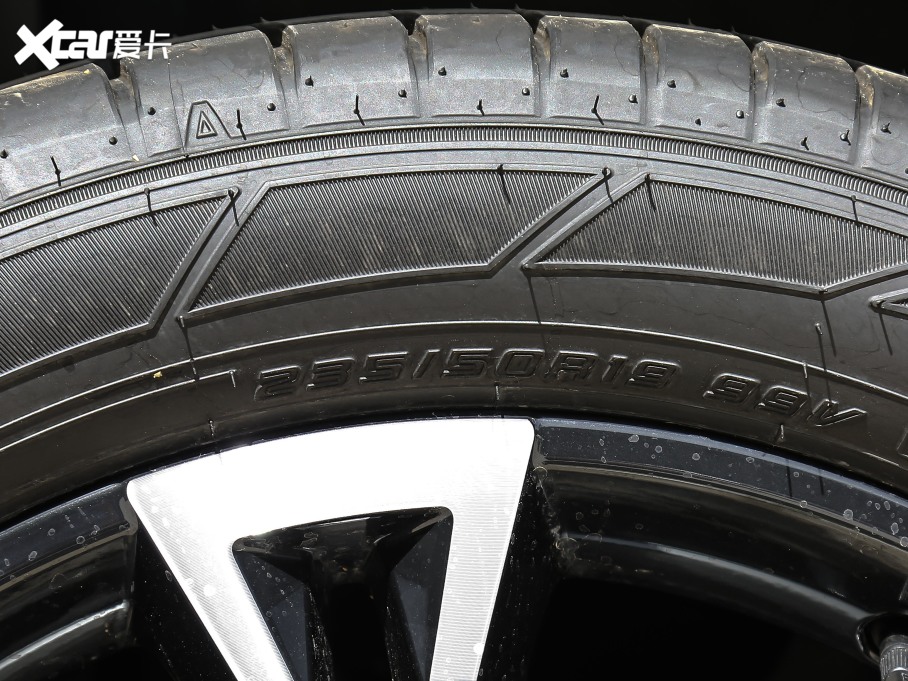 2021WQ3 45 TFSI quattro AӸ