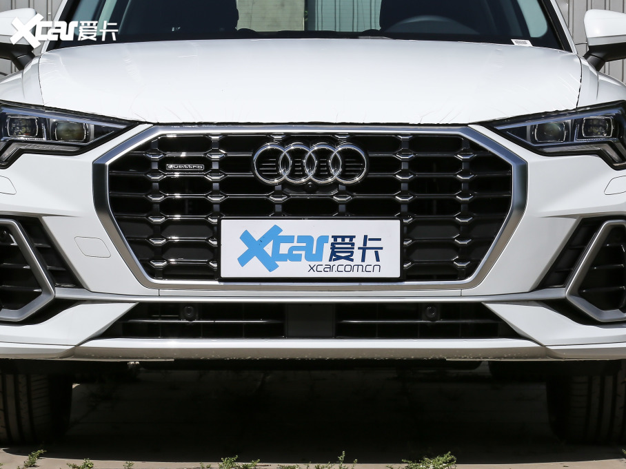 2021WQ3 45 TFSI quattro AӸ