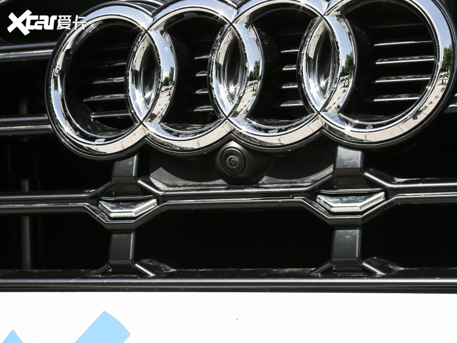 2021��W��Q3 45 TFSI quattro ���A�Ӹ���