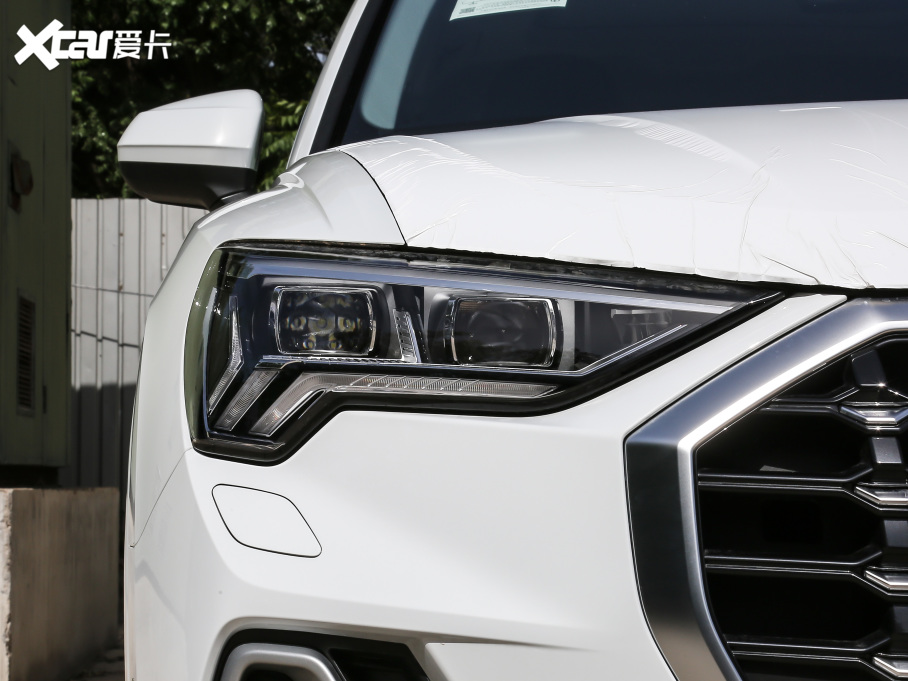 2021WQ3 45 TFSI quattro AӸ