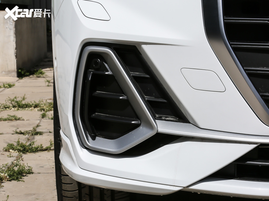 2021WQ3 45 TFSI quattro AӸ