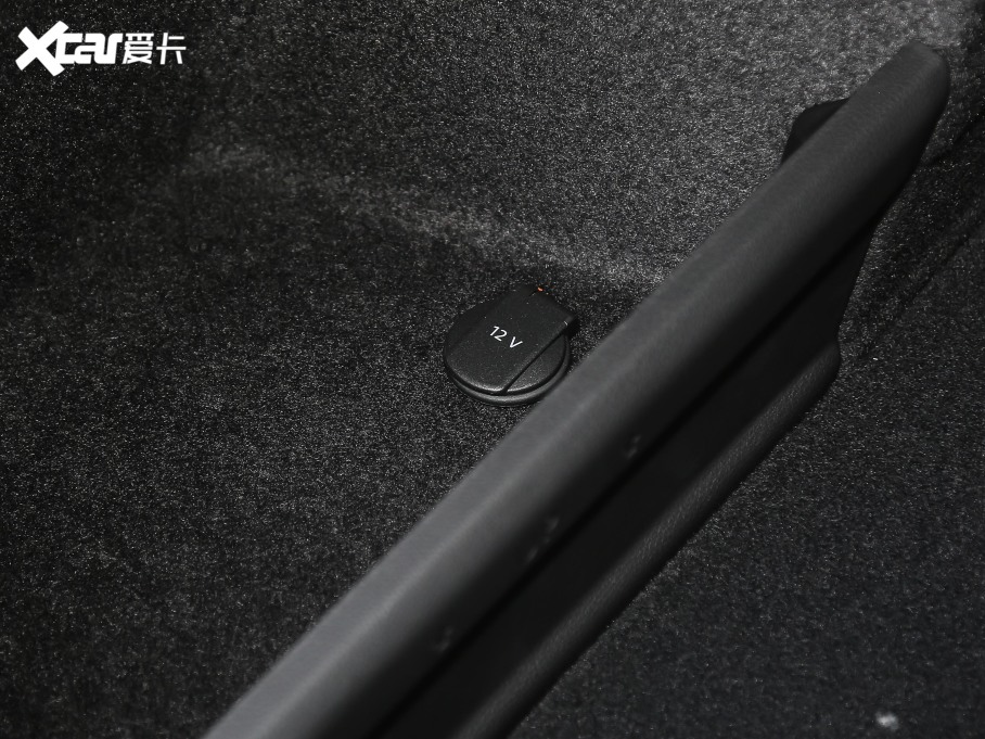 2021WQ3 45 TFSI quattro AӸ