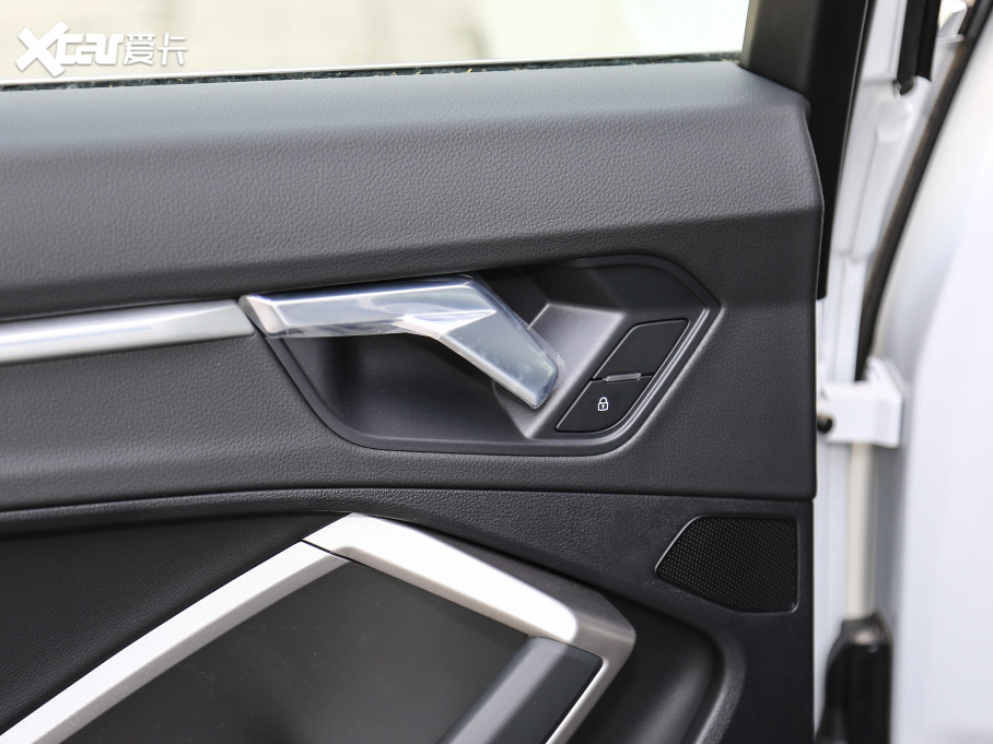 2021WQ3 45 TFSI quattro AӸ