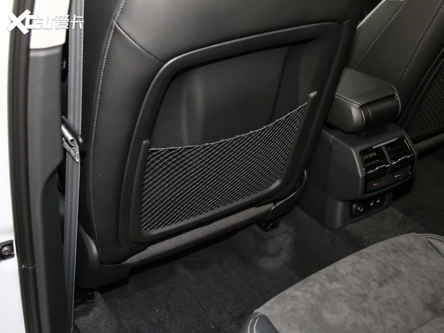 2021WQ3 45 TFSI quattro AӸ