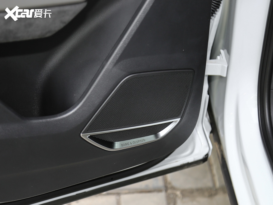 2021WQ3 45 TFSI quattro AӸ