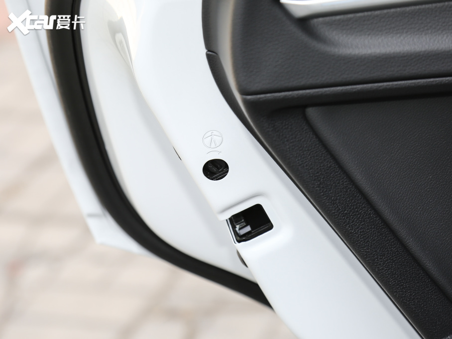 2021WQ3 45 TFSI quattro AӸ