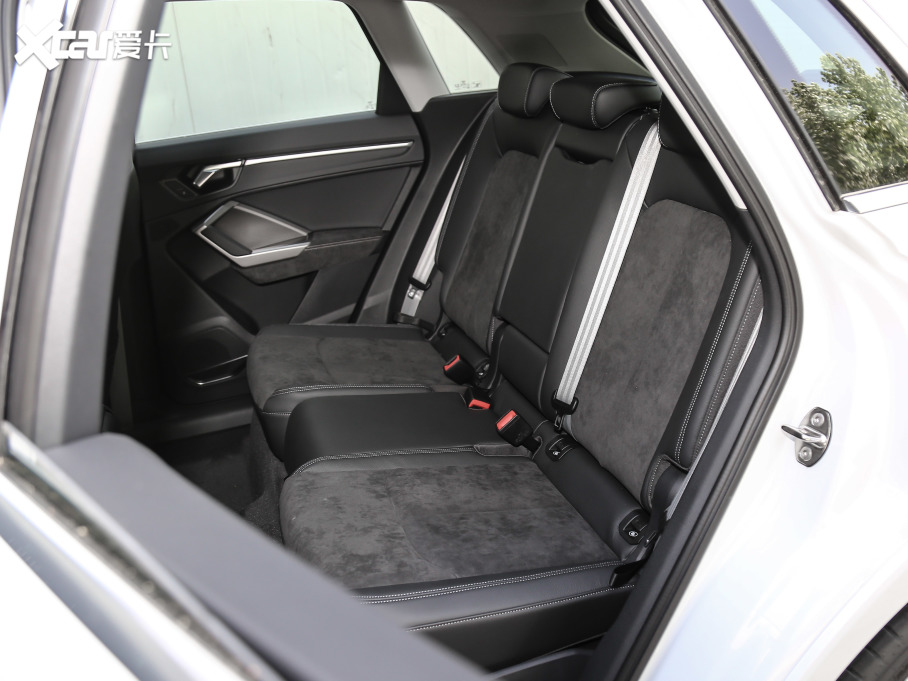 2021WQ3 45 TFSI quattro AӸ