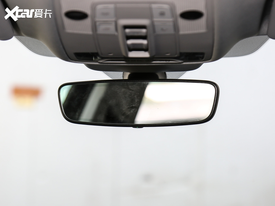 2021?yun)WQ3 45 TFSI quattro A(dng)