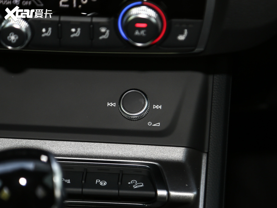 2021WQ3 45 TFSI quattro AӸ