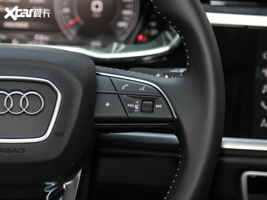 2021WQ3 45 TFSI quattro AӸ