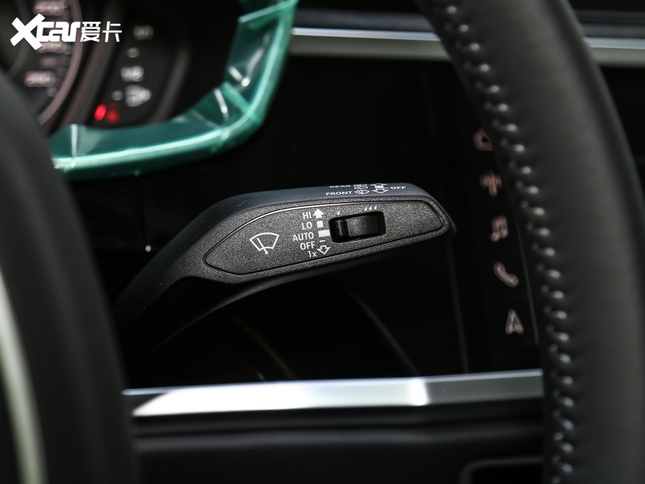 2021WQ3 45 TFSI quattro AӸ