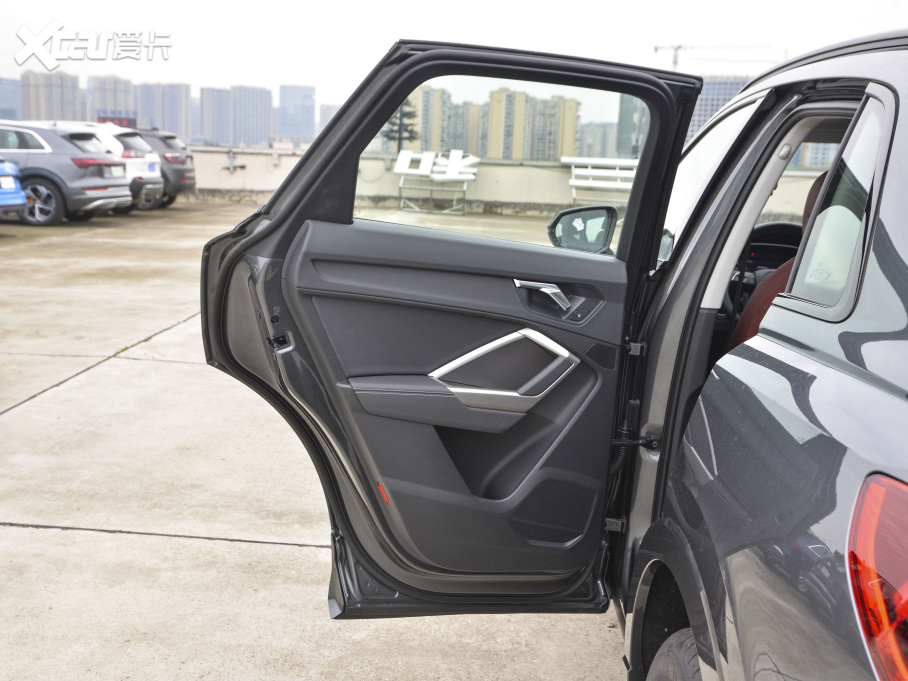 2021?yun)WQ3 35 TFSI M(jn)