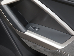 202135 TFSI r(sh)Є(dng) g