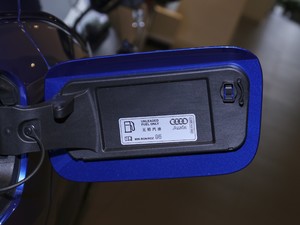 202040 TFSI r(sh) (x)(ji)^