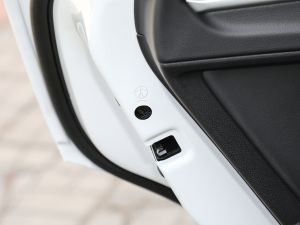 202145 TFSI quattro AӸ g