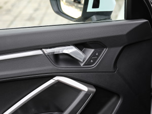 202145 TFSI quattro AӸ g