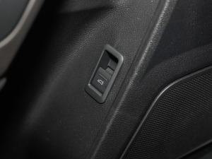 202145 TFSI quattro AӸ g