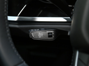 2021款45 TFSI quattro 豪华动感型 中控区