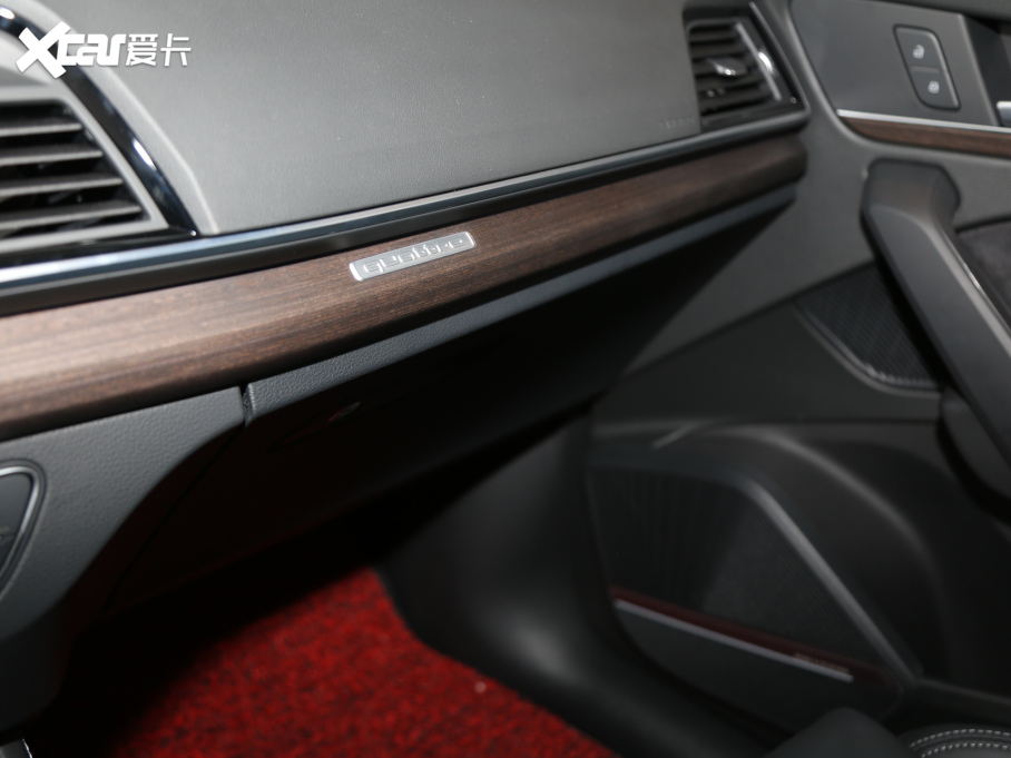 2021WQ5L 45 TFSI AӸ