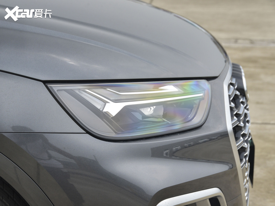 2021WQ5L 40 TFSI AӸ