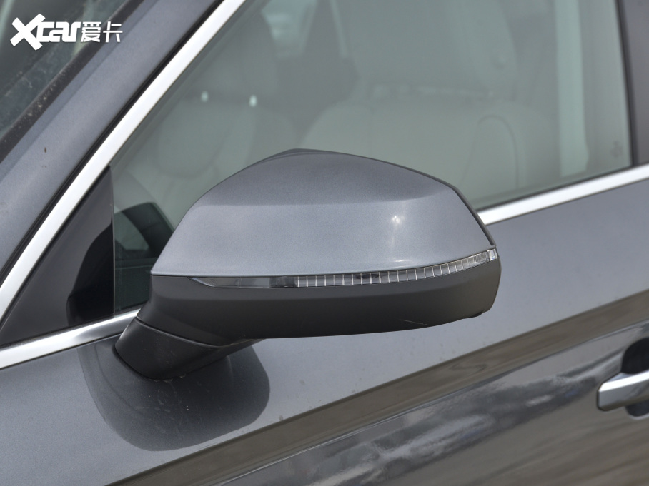 2021WQ5L 40 TFSI AӸ