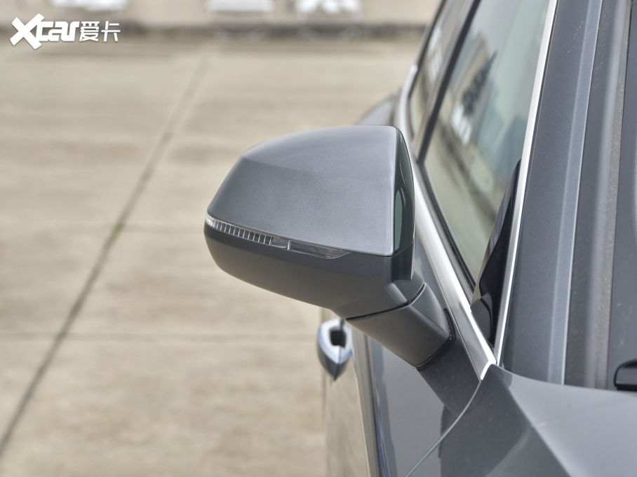 2021?yun)WQ5L 40 TFSI A(dng)