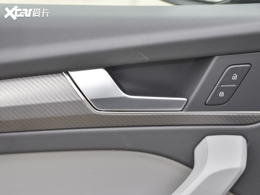 2021?yun)WQ5L 40 TFSI A(dng)