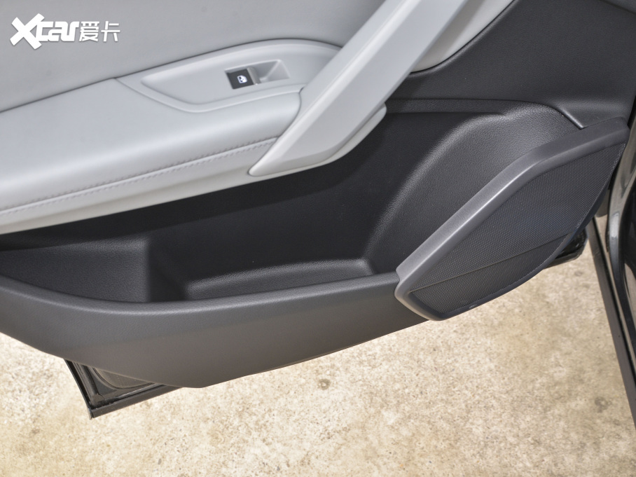 2021?yun)WQ5L 40 TFSI A(dng)