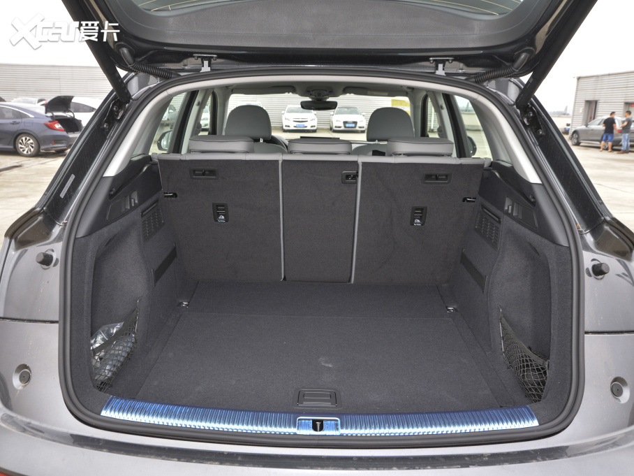 2021WQ5L 40 TFSI AӸ