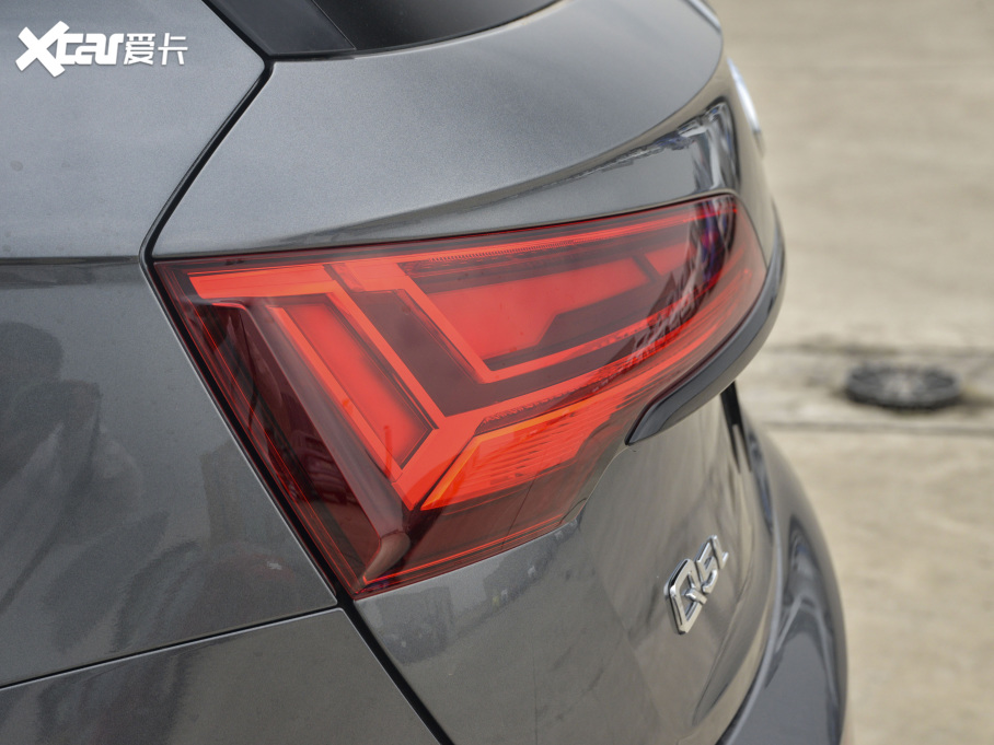 2021WQ5L 40 TFSI M 30o