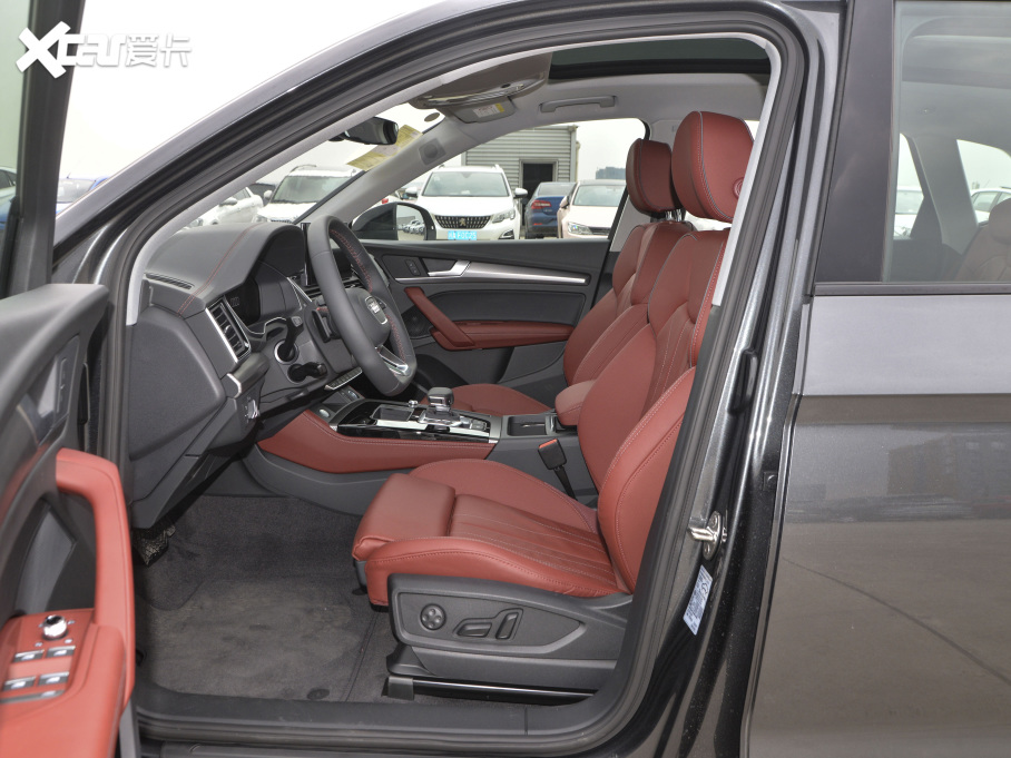 2021?yun)WQ5L 40 TFSI M(jn) 30o(j)